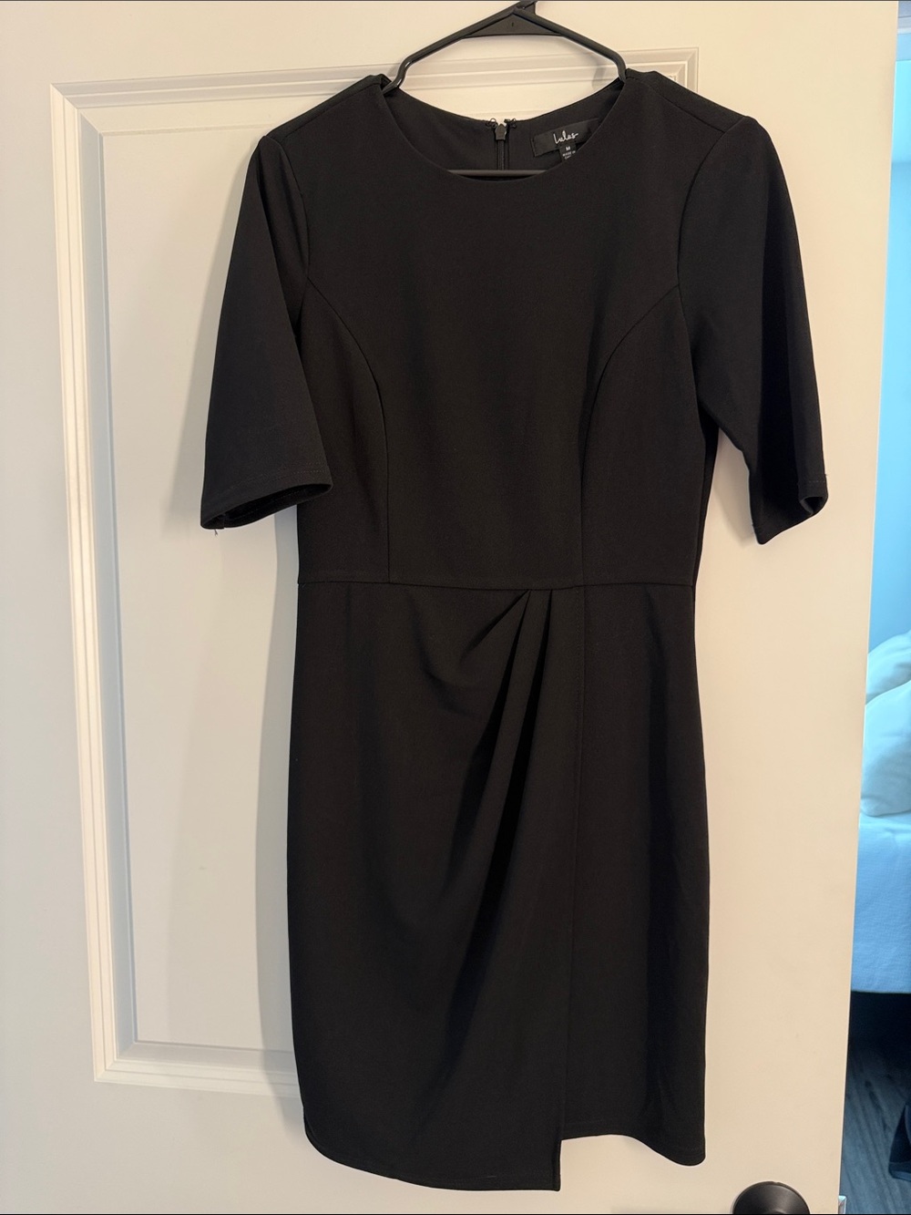 Lulu's Black Midi Sheath Dress with Short Sleeves